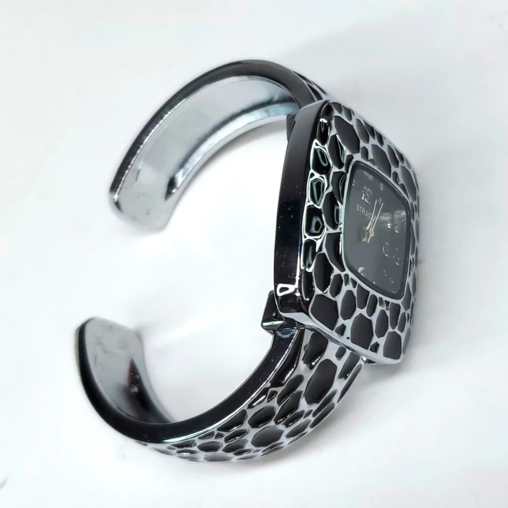 Strada Black Enameled Japanese Movement Open Bangle Watch Stainless Steel